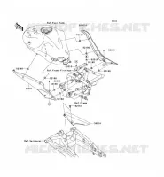 CACHE LAT&Eacute;RAL/GARDE CHAINE pour Kawasaki ER-6N