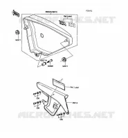 CACHE LAT&Eacute;RAL/GARDE CHAINE pour Kawasaki KE100