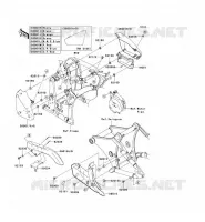 CACHE LAT&Eacute;RAL/GARDE CHAINE pour Kawasaki VN900 CUSTOM